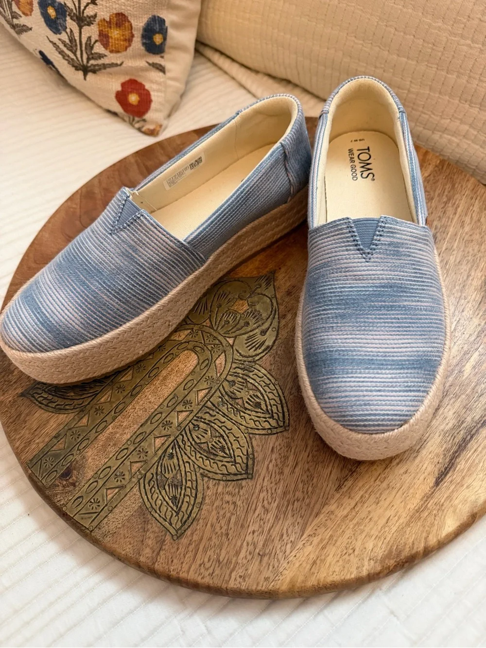 Toms Valencia Novelty Denim Platform Espadrilles 7 NWOT